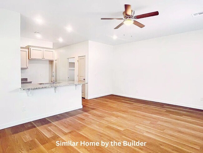 Building Photo - 2123 SW McKinley Ave