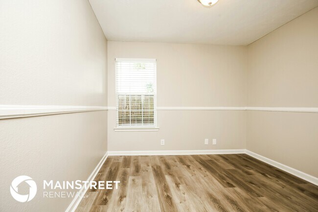 Building Photo - 836 Lavergne Ln