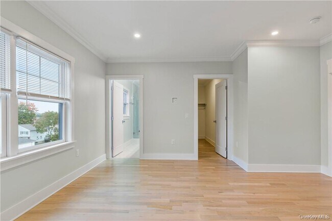 Building Photo - 179 Adelphi Ave