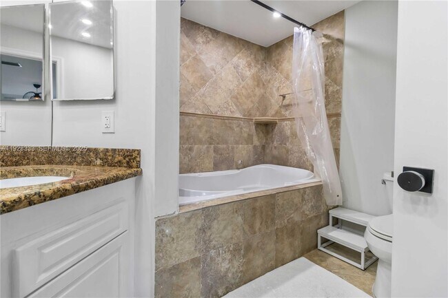 Building Photo - 3475 Emerald Oaks Dr