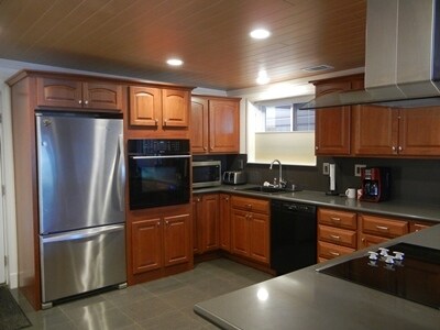 Kitchen - 3344 Sandy Way