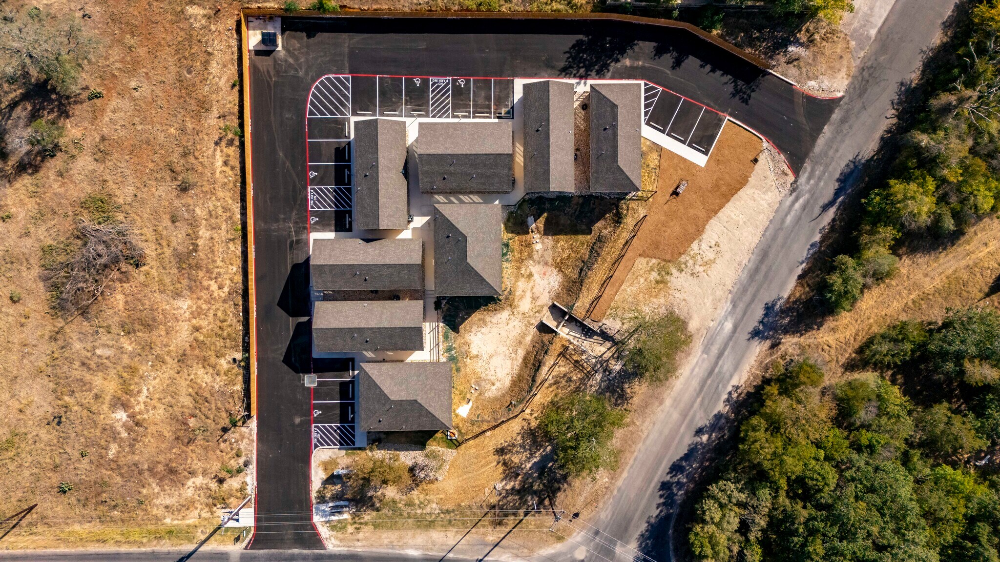 Building Photo - 705 Fifth St