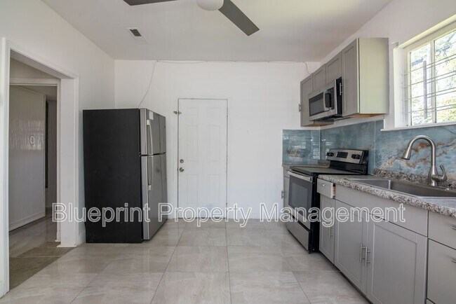 Building Photo - 5406 Court G