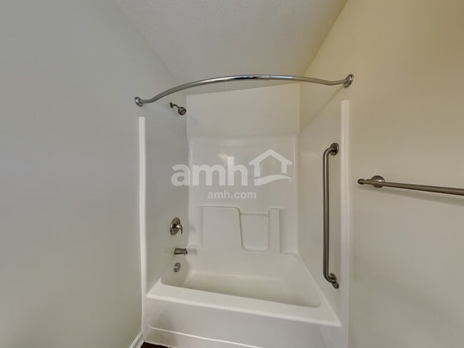 Building Photo - 485 Pewter Hill Ct