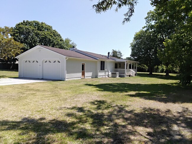 Building Photo - 4331 NC-24