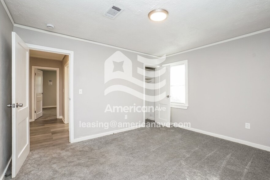 Building Photo - 314 Josanna St