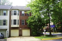 Building Photo - 9386 Van Arsdale Dr