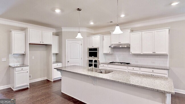 Building Photo - 2455 Westlington Cir