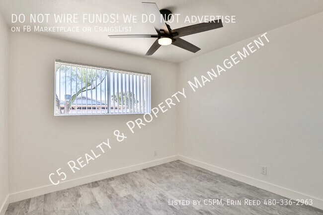 Building Photo - 13447 N 31st Dr