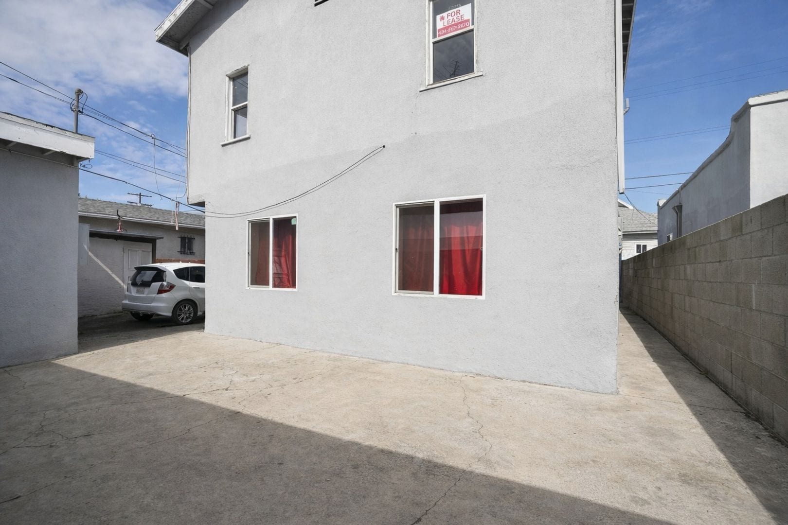 Building Photo - 1157 E 21st St