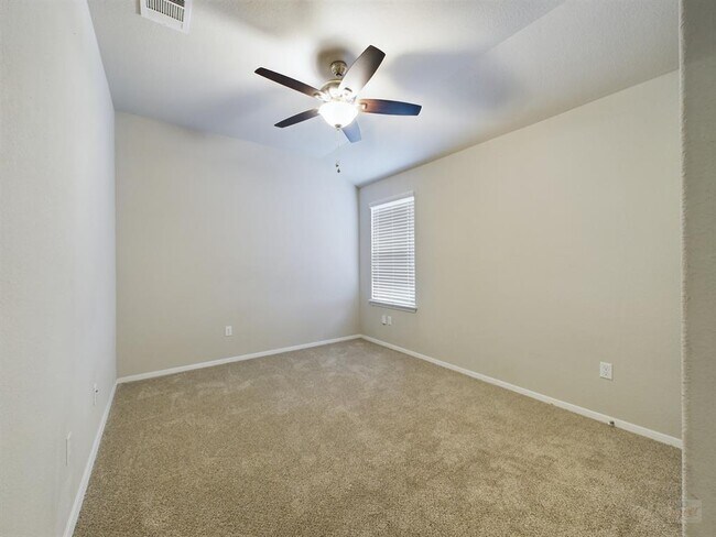 Building Photo - 2409 Brk Crst Wy