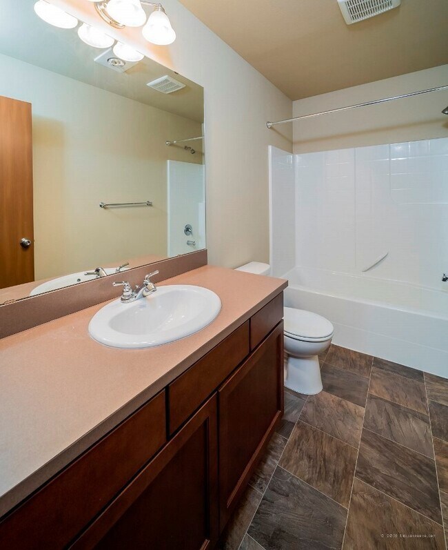 Building Photo - 10323 67th Ave NE