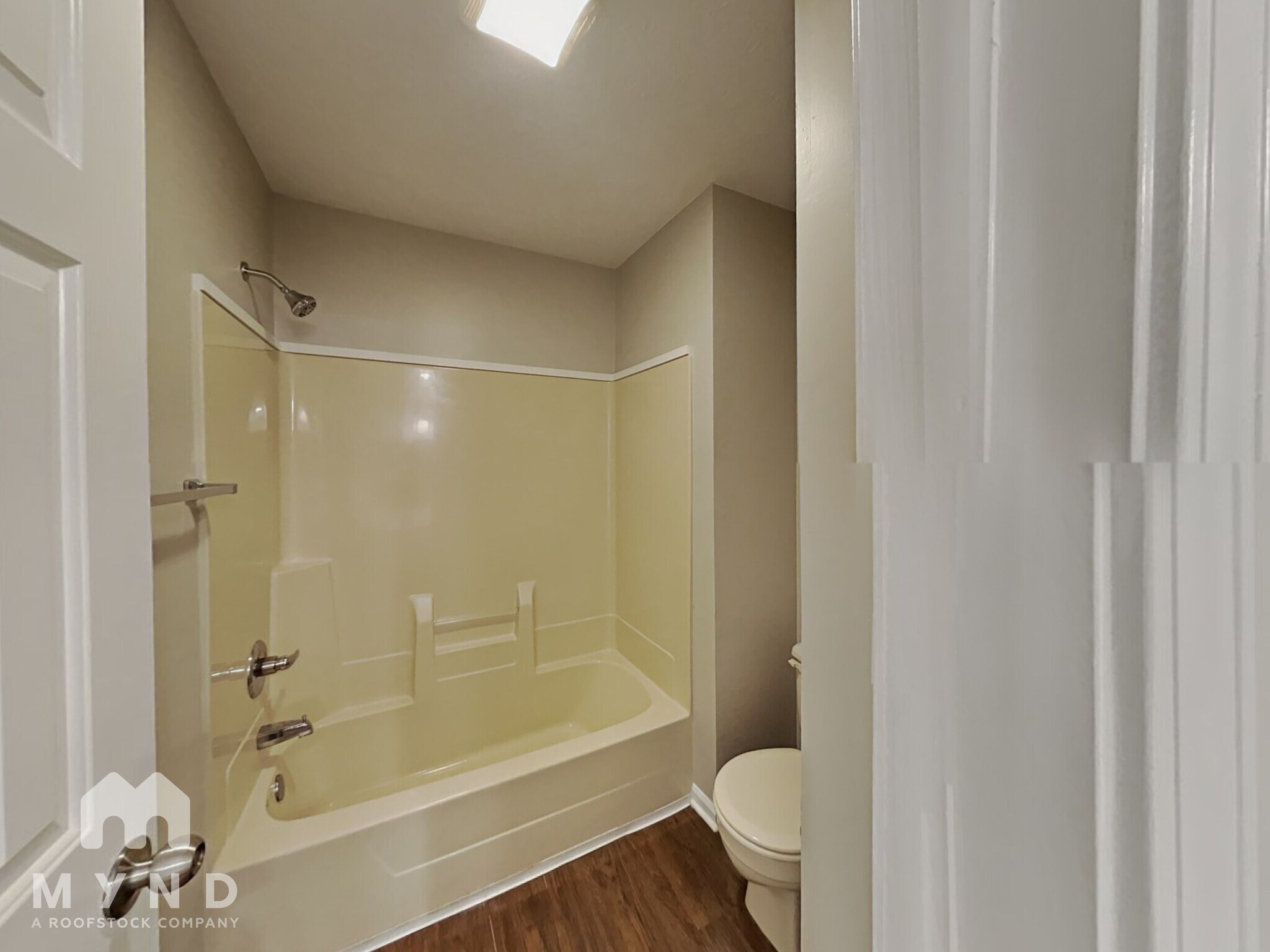 Building Photo - 4520 Woodland Ct
