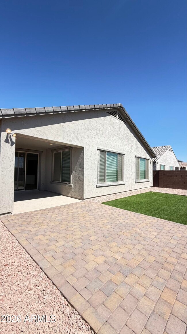 Building Photo - 8529 S 67th Dr