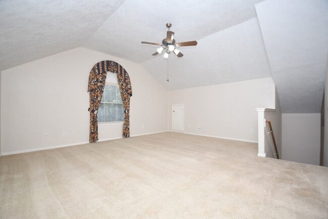 Building Photo - 10430 Sanibel Falls Ct