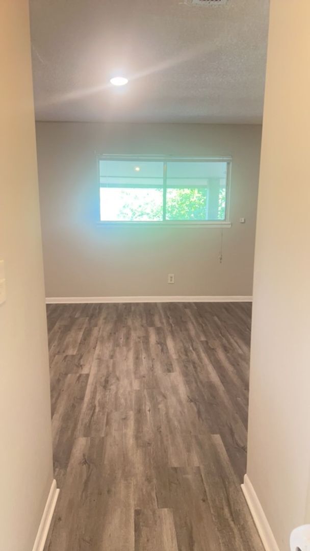 Building Photo - 2 Bedroom, 2 bathroom condo For Rent in To...