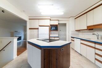 Building Photo - 3523 E 18th Ave