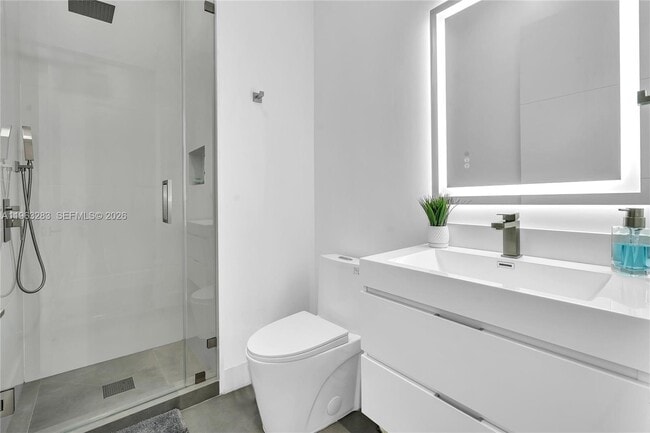 Building Photo - 5851 NW 125th Terrace