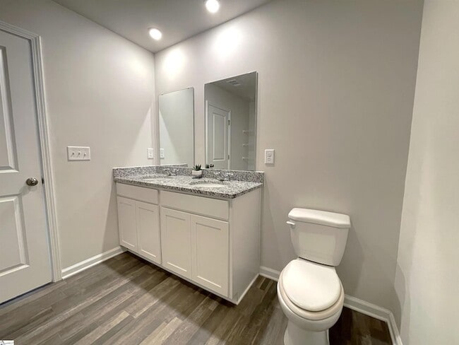 Building Photo - 4060 Garrison Ln