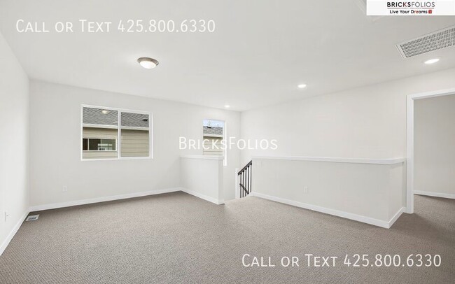 Building Photo - 5115 86th Ave NE