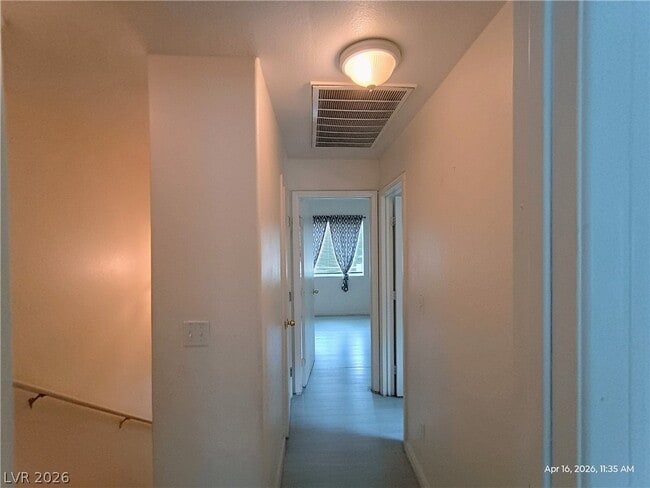 Building Photo - 5195 Shreve Ave