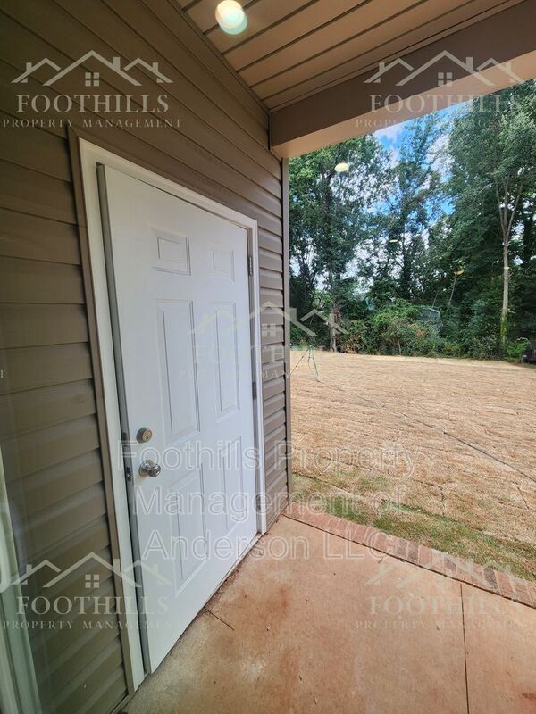 Building Photo - 113 Cypress Run