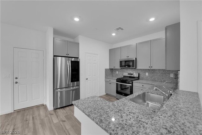 Building Photo - 3762 Trancoso Ave