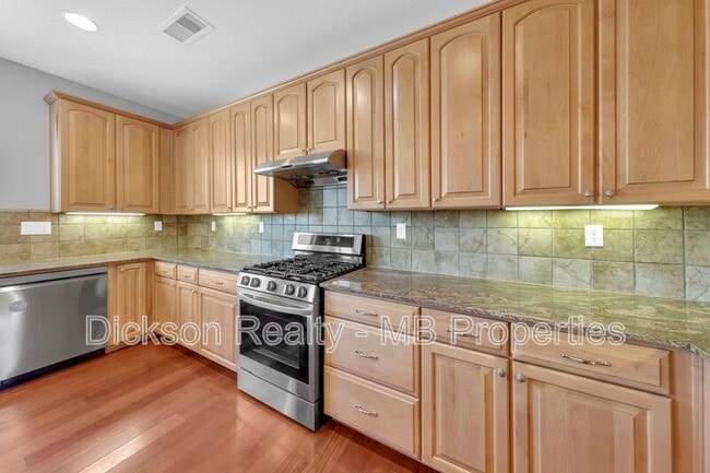 Building Photo - 2125 Peaceful Valley Dr