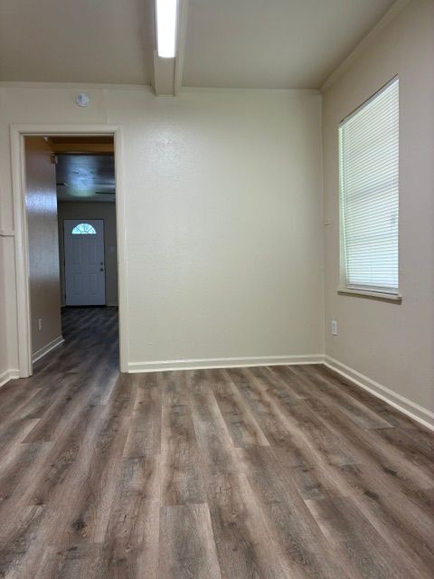 Building Photo - 1805 Thelma Ln