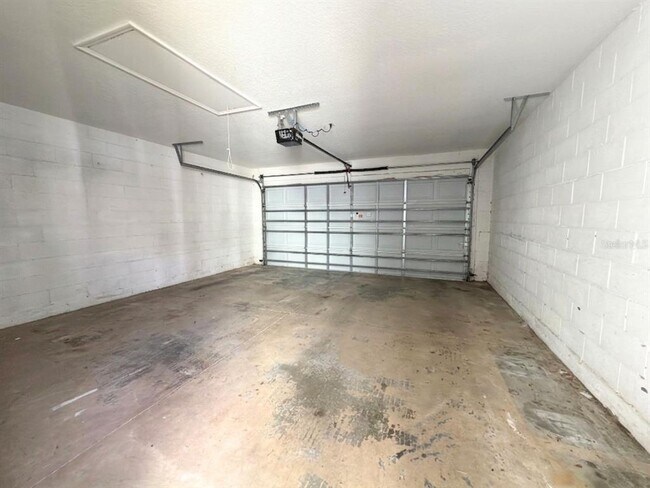 Building Photo - 14478 Bridgewater Crossings Blvd