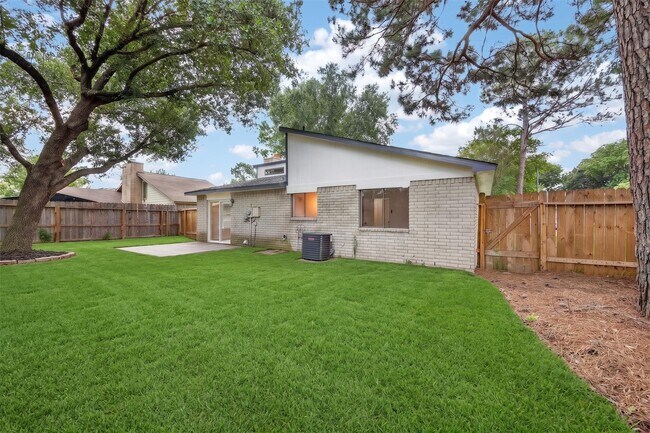Building Photo - 22106 Westland Creek Dr