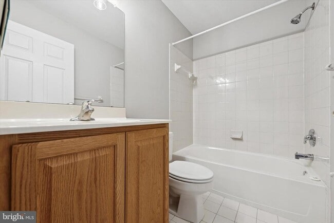 Building Photo - 63 Granite Ln