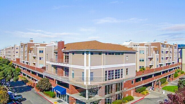 Building Photo - Sweet and Spacious studio with resort styl...