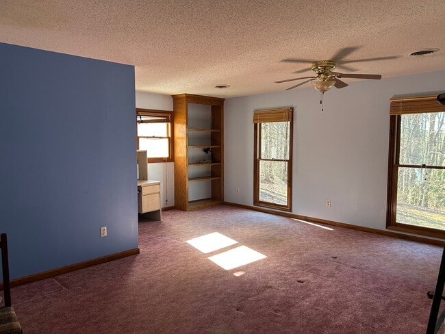 Building Photo - 1745 Zion Hill Rd