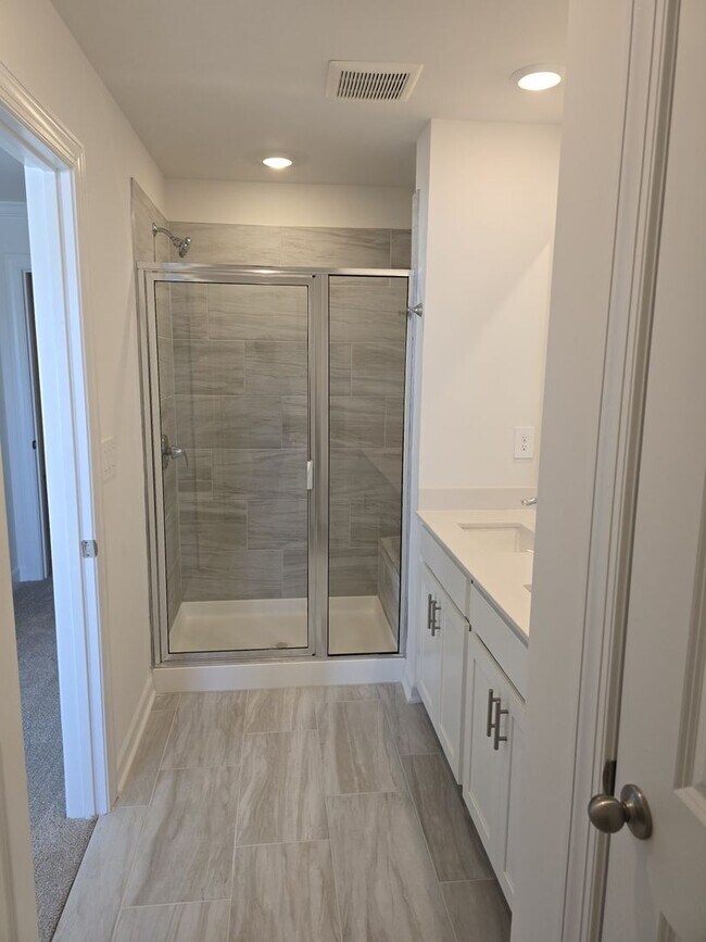 Building Photo - New Construction 3BR/2.5BA Townhome in NW ...