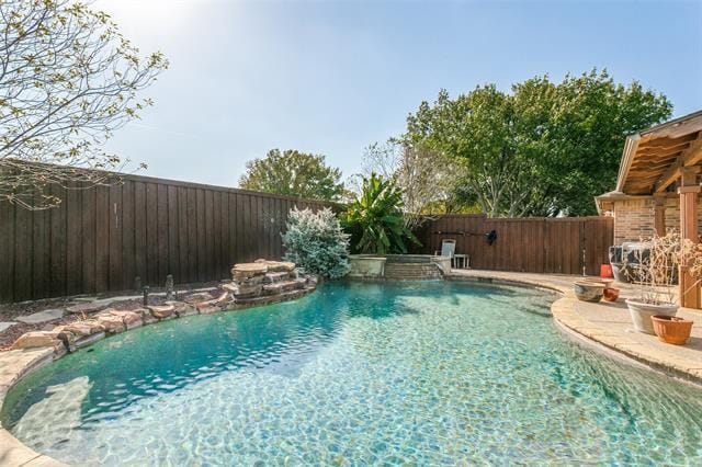 Building Photo - 319 Ashley Dr