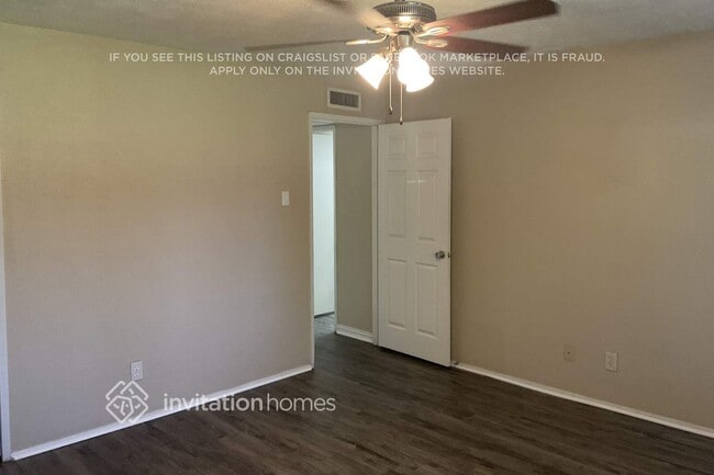 Building Photo - 7425 Tunbridge Dr