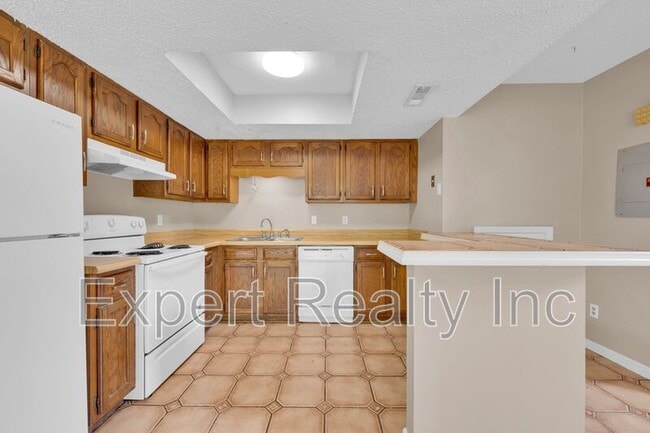Building Photo - 1201 Magnolia Pl