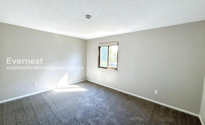 Building Photo - 4155 Spring Flower Ct