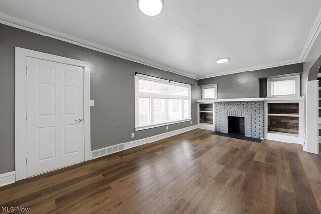 Building Photo - 3904 Ardmore Ave
