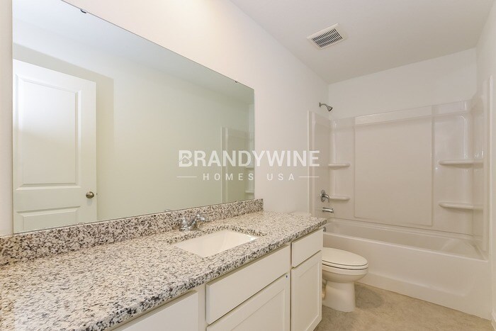 Building Photo - 1650 Effra Wy