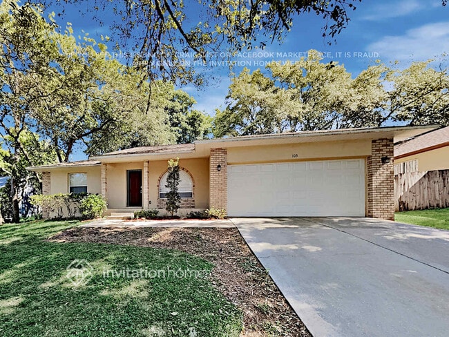 Building Photo - 103 E Division St