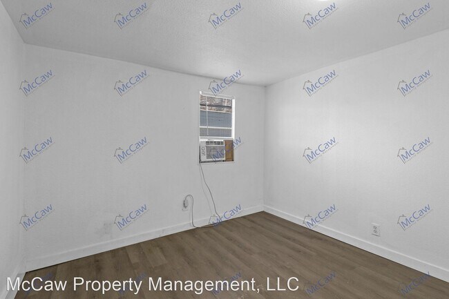 Building Photo - 2 br, 1 bath House - 10 Frank Cir.