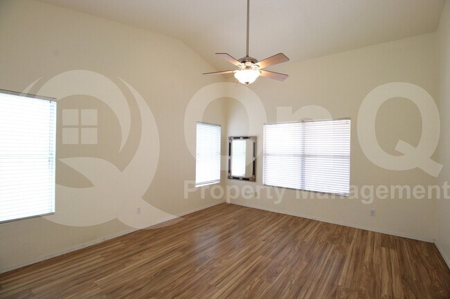 Building Photo - 1140 S Cholla St