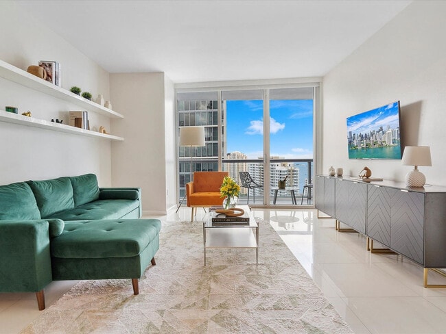 Building Photo - 485 Brickell Ave