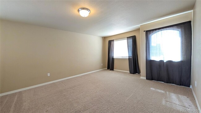 Building Photo - 6767 Sandyford Lane