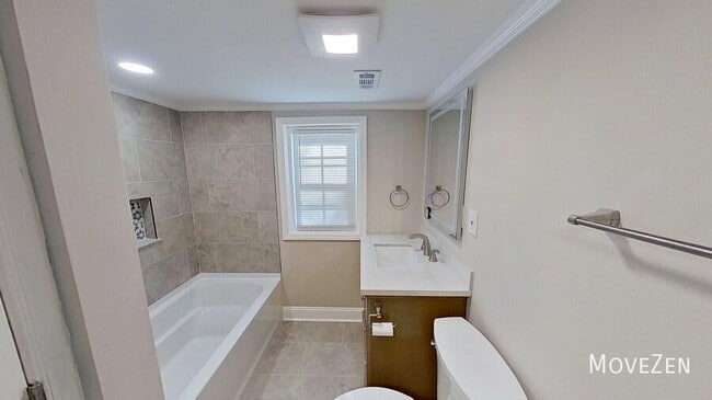 Building Photo - 7 Ratcale Ln