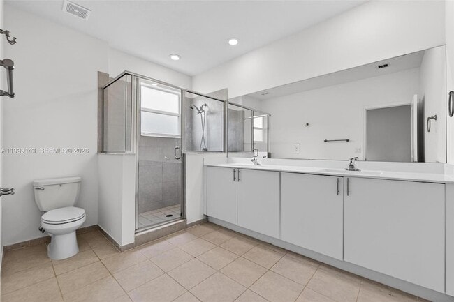 Building Photo - 2662 SE 10th St