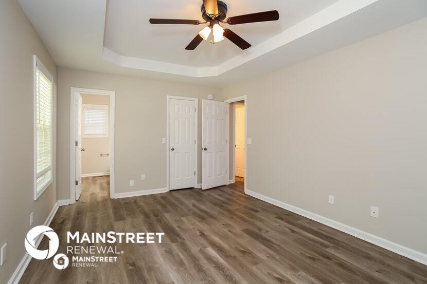 Building Photo - 83 Greatwood Dr