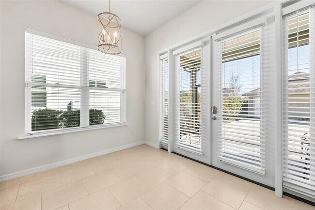 Building Photo - 2957 SW 118th Dr